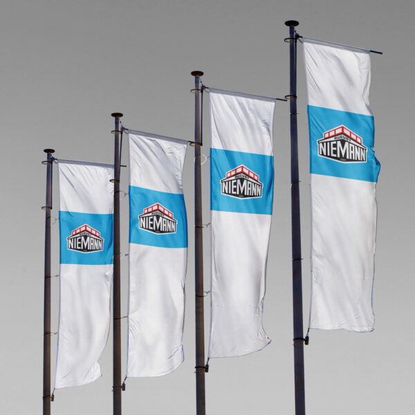 Four_Flags_Mockup
